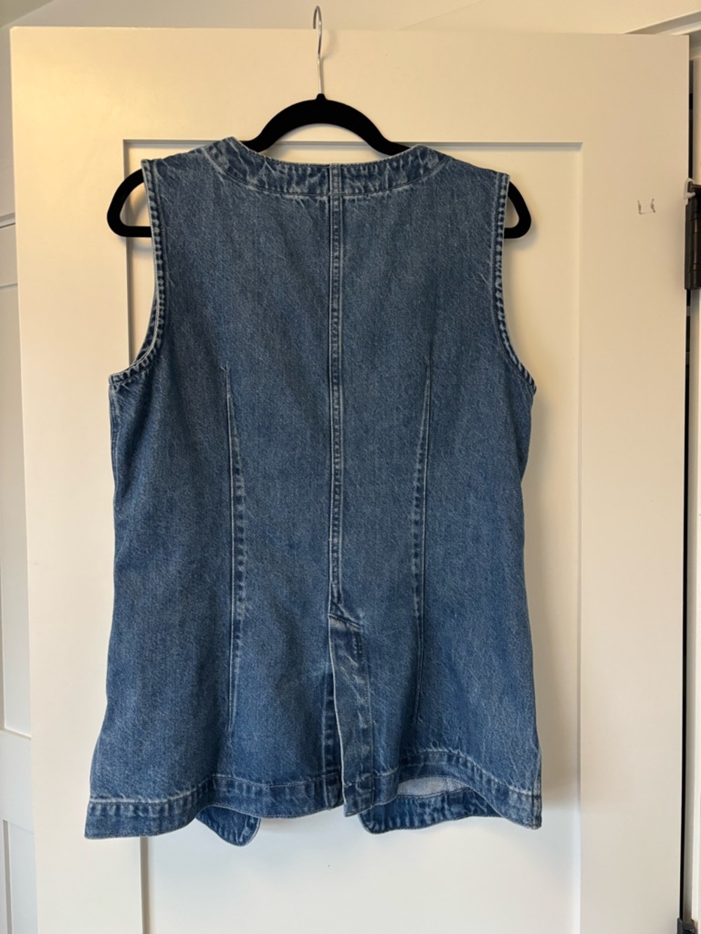 Gap Longline Denim Vest Top in Medium Blue (Tall) - Picture 4 of 5